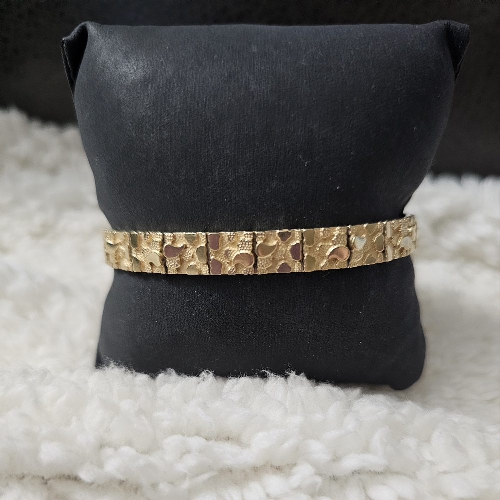 Elegant Gold Bracelet 14K